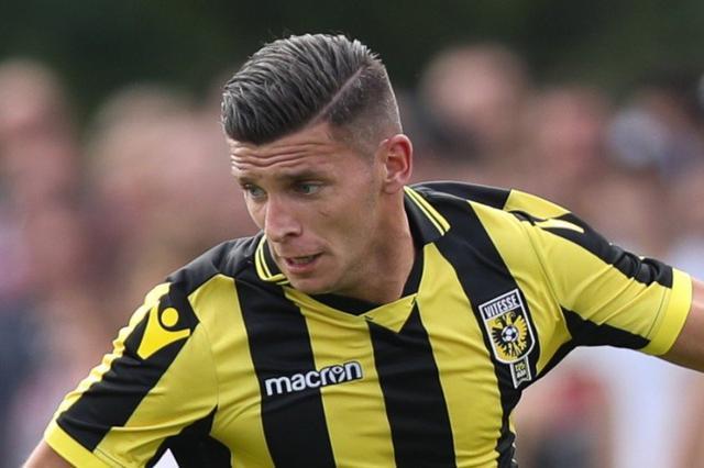 与传统的赛 与传统的赛