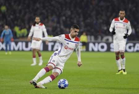 也许正在等 也许正在等