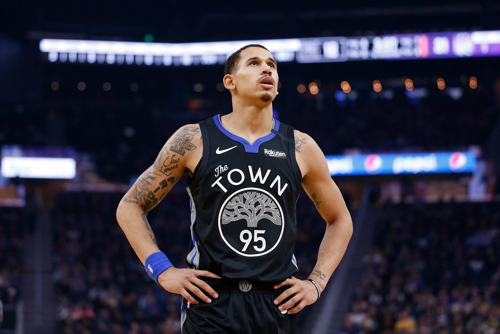 师赛中的表 师赛中的表