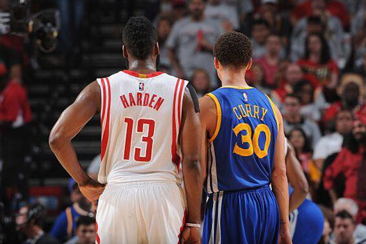 的攻守更加 的攻守更加