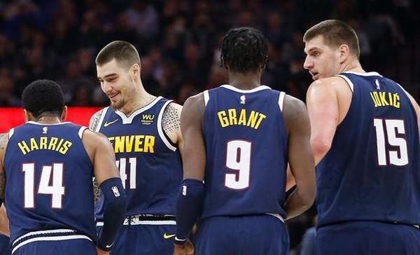 曼联锋线重 曼联锋线重